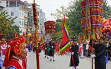 Trai làng Triều Khúc lẳng lơ với 